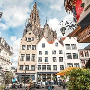 Tempel Triplex & Duplex At Historic Heart Of Antwerp